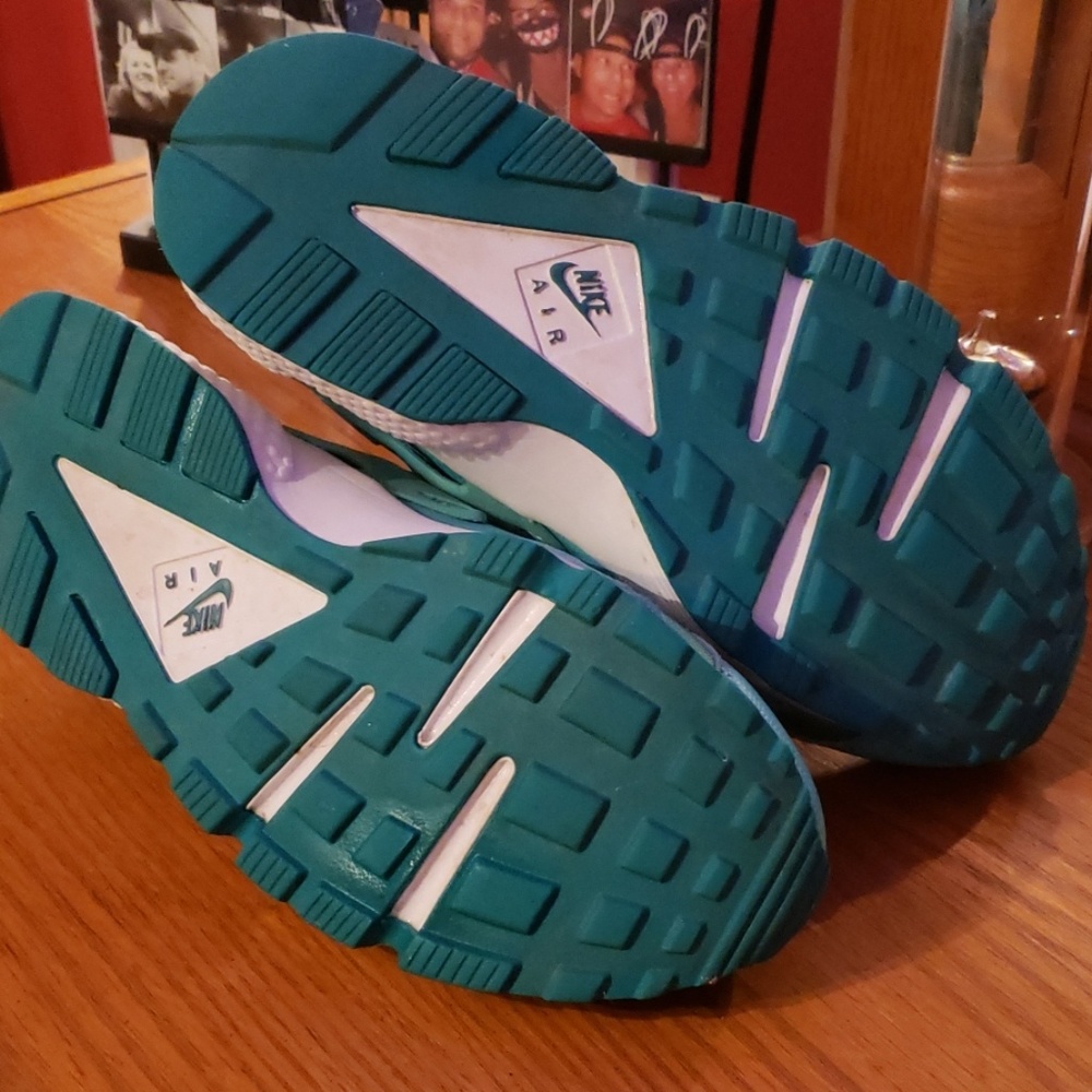 Nike - Picture 7 of 7